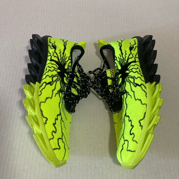 UMYOGO Lighting Sneakers Sz 39 (runs smaller) - Picture 10 of 13